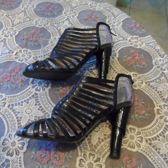 Chanel Black Patent Leather Multi Strap Booties w/Clear Perforated PVC Size 40 - Picture 5 of 16